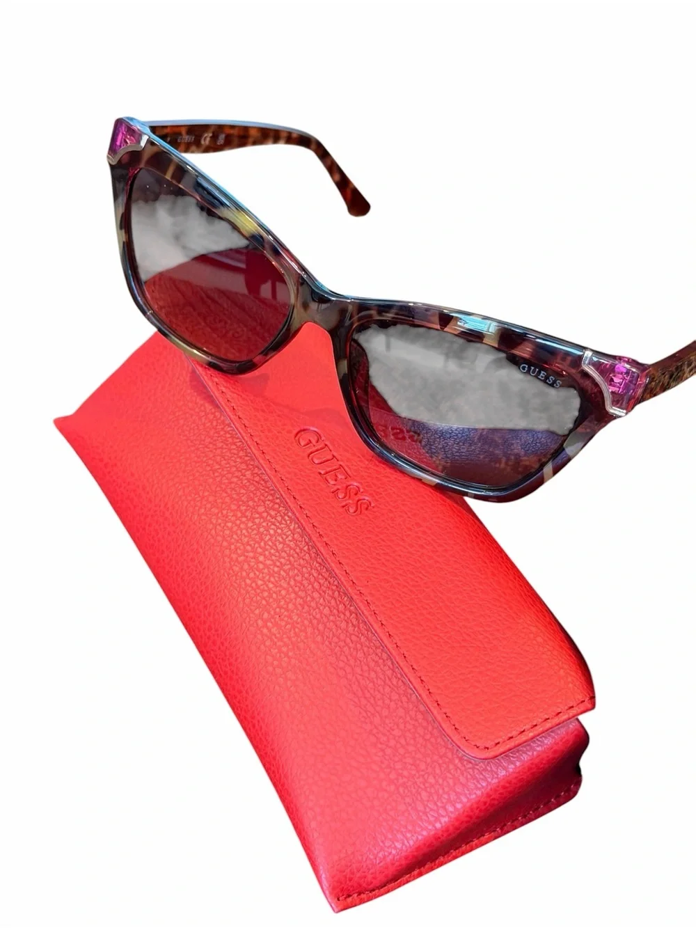 New with case and cloth Guess Tortoise and Pink Sunglasses